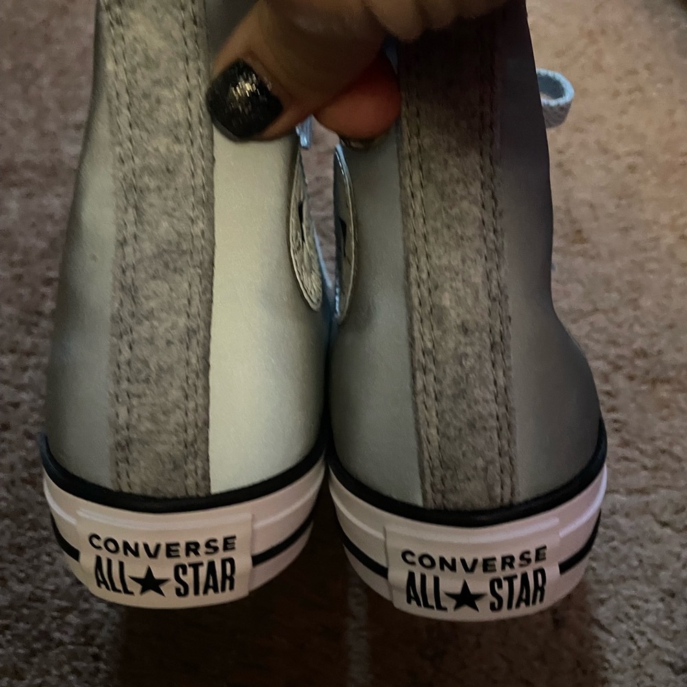 Womens gray chuck Taylor high tops size 9